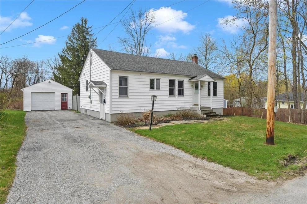 Unit for sale at 10 Hodges, St. Albans City, VT 05478