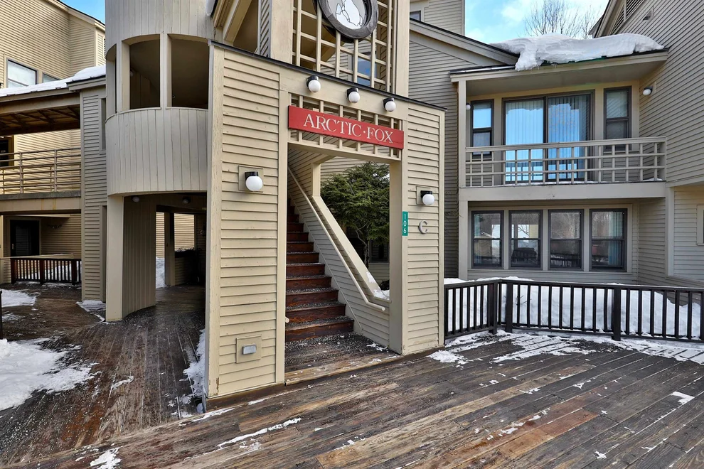 Unit for sale at 106 Fox Hollow, Mendon, VT 05701