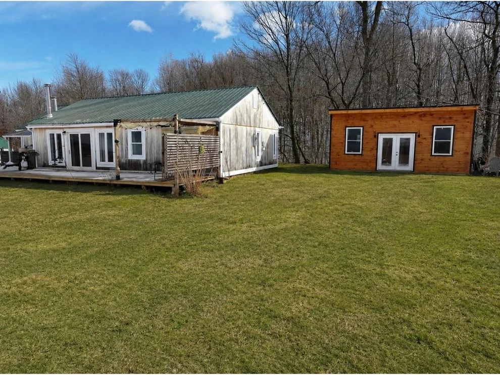 Unit for sale at 2882 Perley, Enosburg, VT 05450