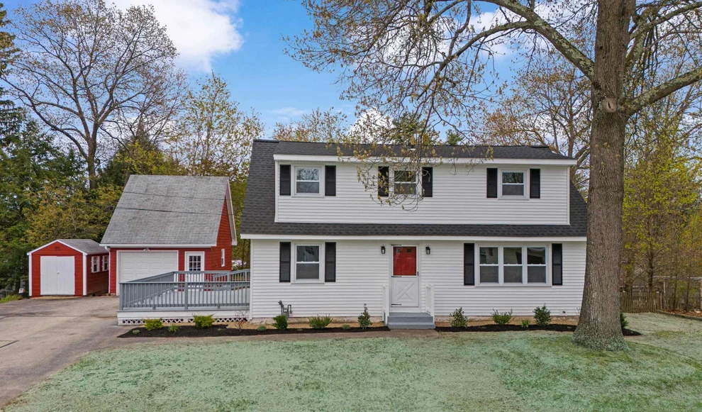 Unit for sale at 12 Hemlock, Hudson, NH 03051
