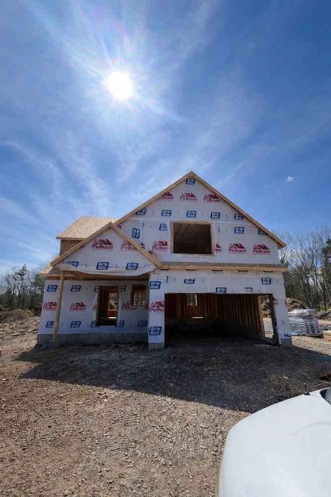 Unit for sale at 15 Mica, Raymond, NH 03077