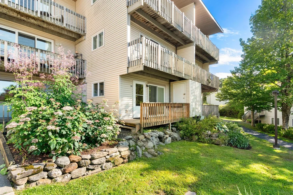 Unit for sale at 4232 Bolton Valley Access, Bolton, VT 05477