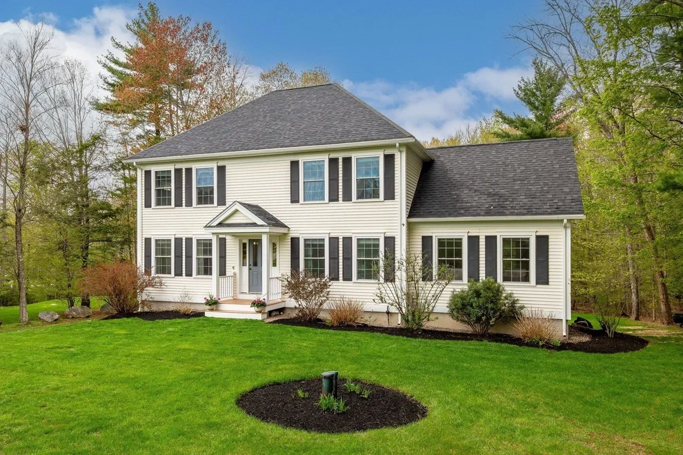 Unit for sale at 92 Ridgecrest, Greenland, NH 03840