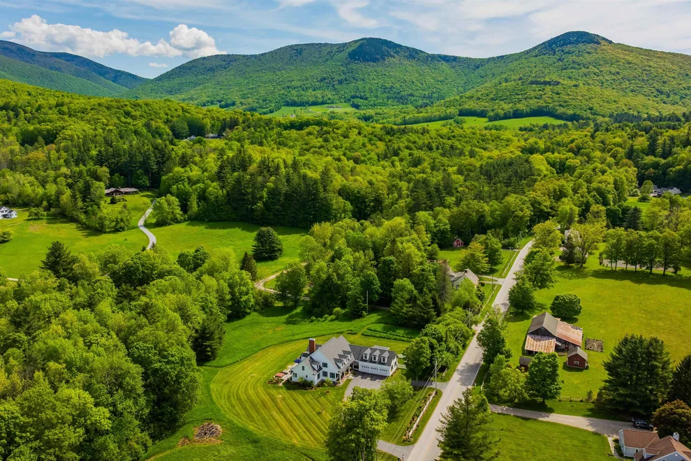 Unit for sale at 543 Lower Hollow, Dorset, VT 05251