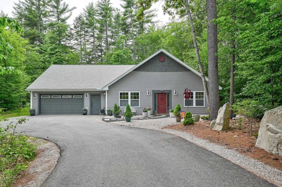 Unit for sale at 82 Poliquin, Conway, NH 03818