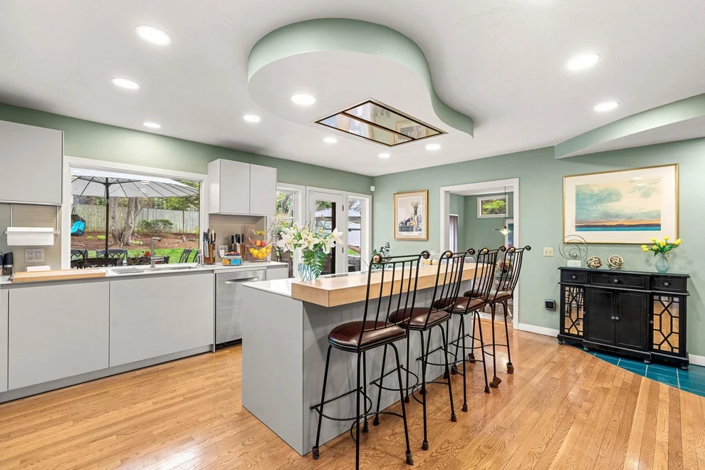 Unit for sale at 57 Greenfield, Manchester, NH 03104