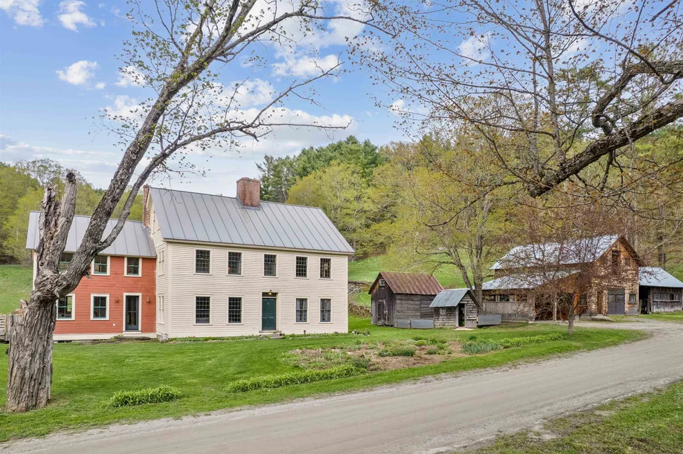 Unit for sale at 77 Kibling Hill, Tunbridge, VT 05077