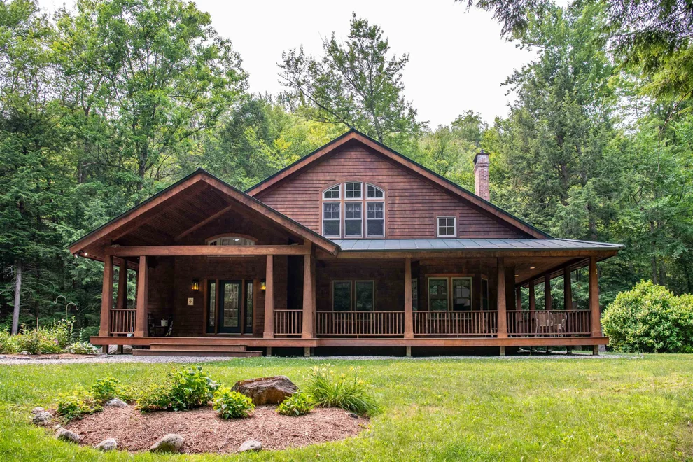 Unit for sale at 182 Farm Ridge, Ludlow, VT 05149