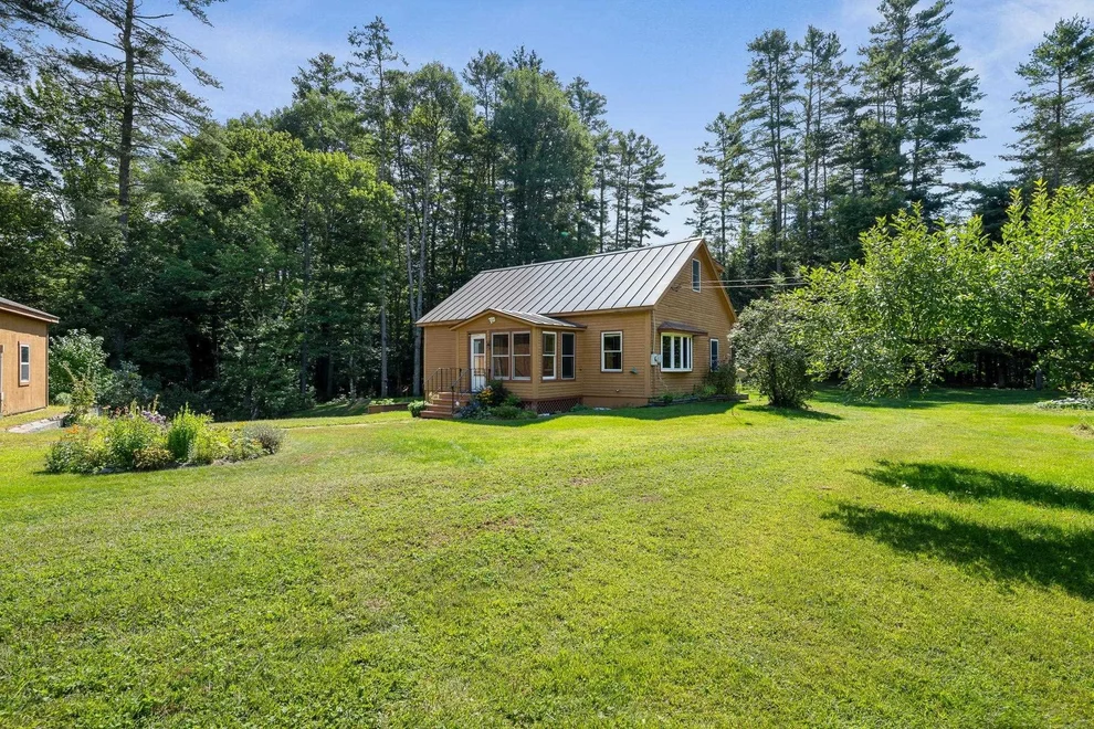 Unit for sale at 2106 VT Route 14, Calais, VT 05650