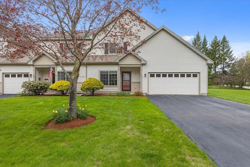 Unit for sale at 310 Meadowrun, Williston, VT 05495