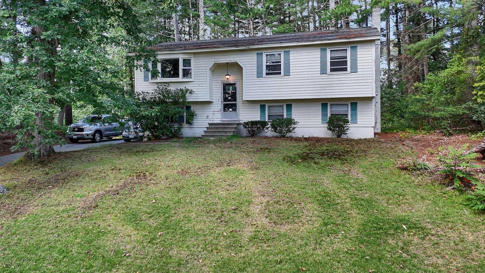 Unit for sale at 4 Brookfield, Hudson, NH 03051