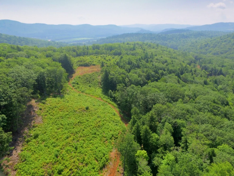 Unit for sale at 230-022 Thurlow, Plymouth, NH 03264