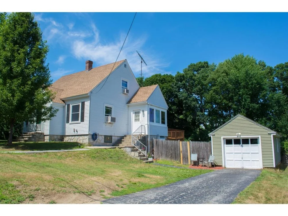 Unit for sale at 61 Sherburne, Manchester, NH 03104