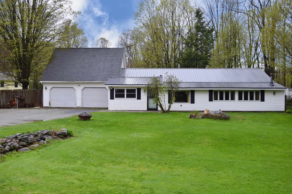 Unit for sale at 115 Birchwood, Hinesburg, VT 05461