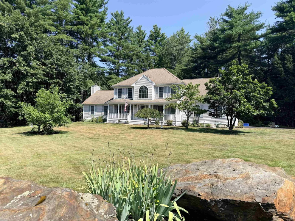 Unit for sale at 35 Cherrywood, Dover, NH 03820