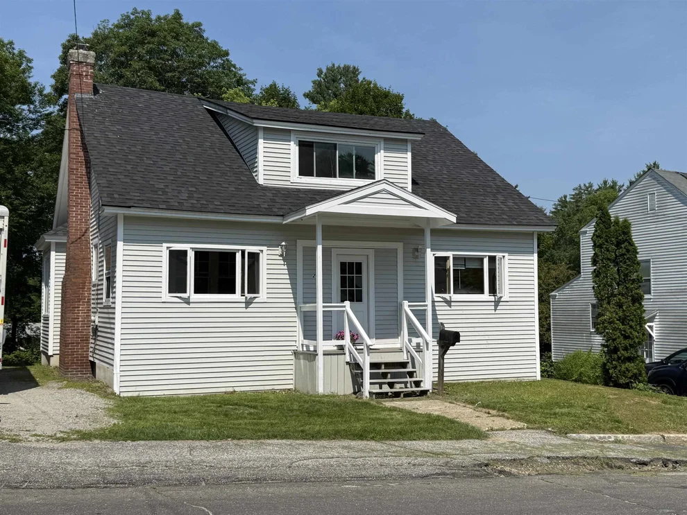 Unit for sale at 26 Emerson, Plymouth, NH 03264
