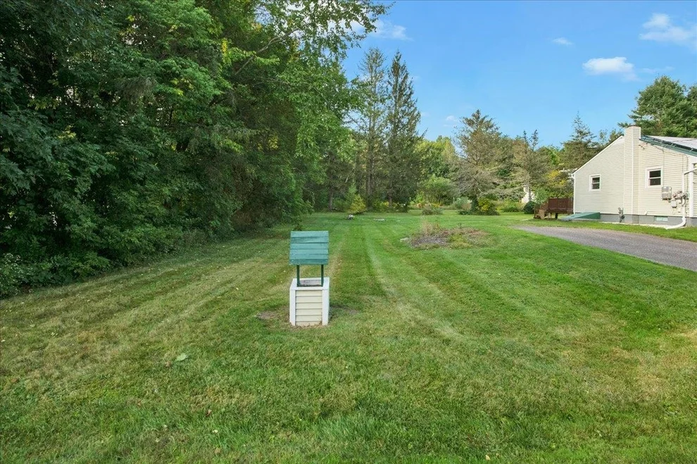 Unit for sale at 50-52 Browns, Richmond, VT 05477