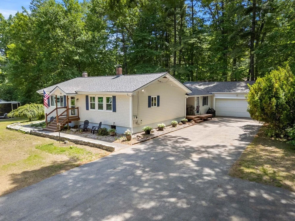 Unit for sale at 10 Cove, Goffstown, NH 03045