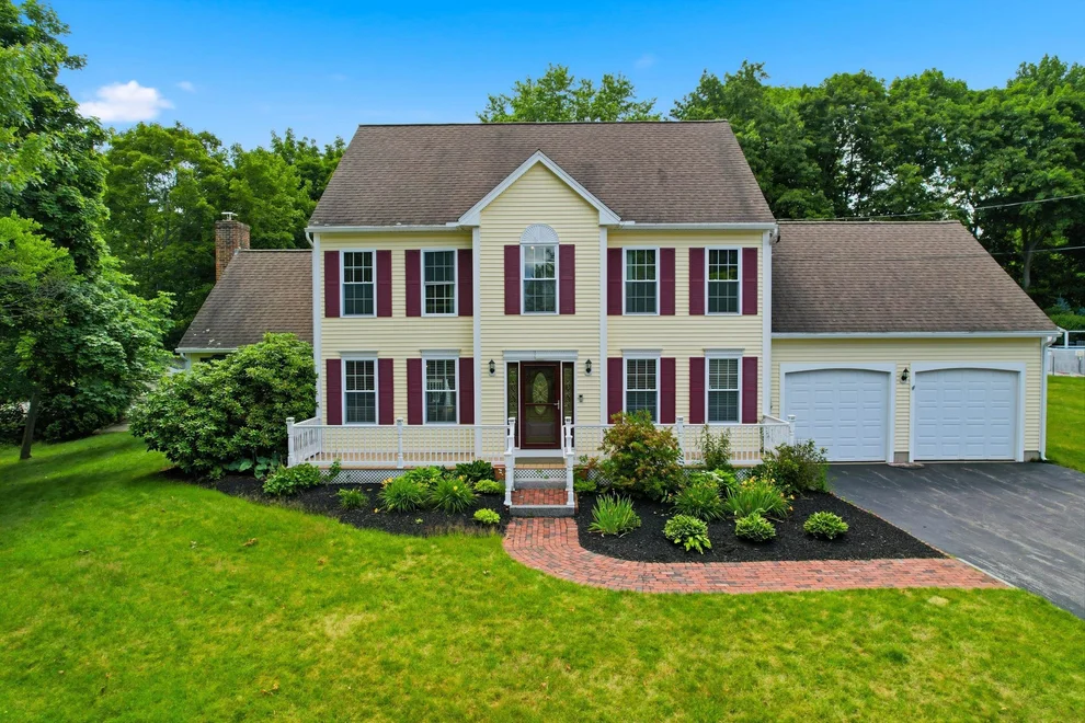 Unit for sale at 694 Walnut, Manchester, NH 03104