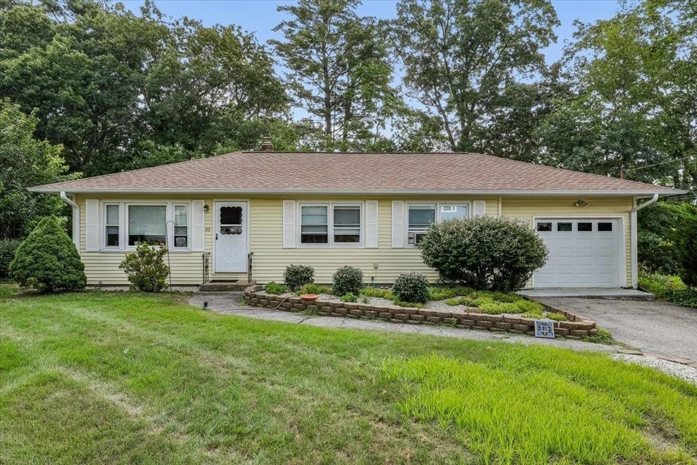 Unit for sale at 33 Stanford, Nashua, NH 03064
