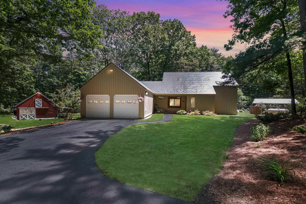 Unit for sale at 51 Baxter, Hollis, NH 03049