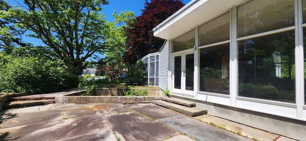 Unit for sale at 106 McLane, Manchester, NH 03104
