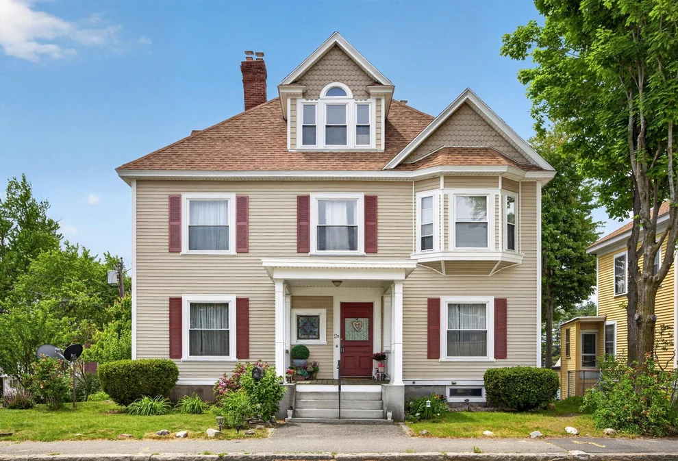 Unit for sale at 20 Abbott, Nashua, NH 03064