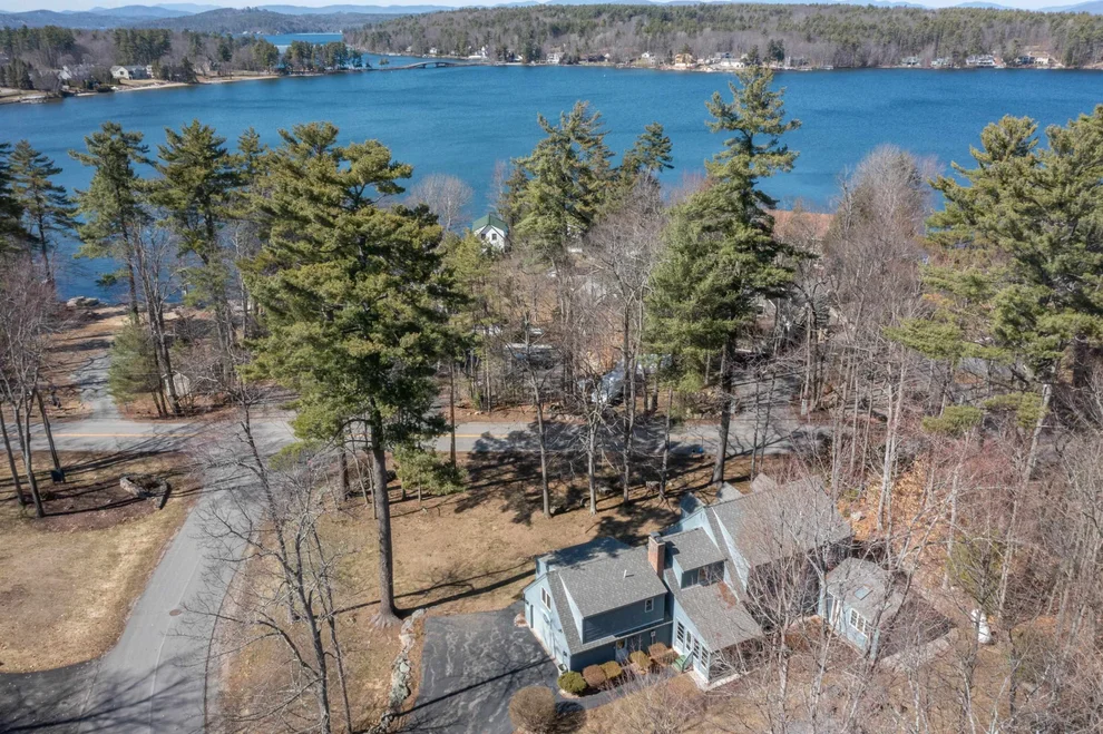Unit for sale at 286 Dockham Shore, Gilford, NH 03249