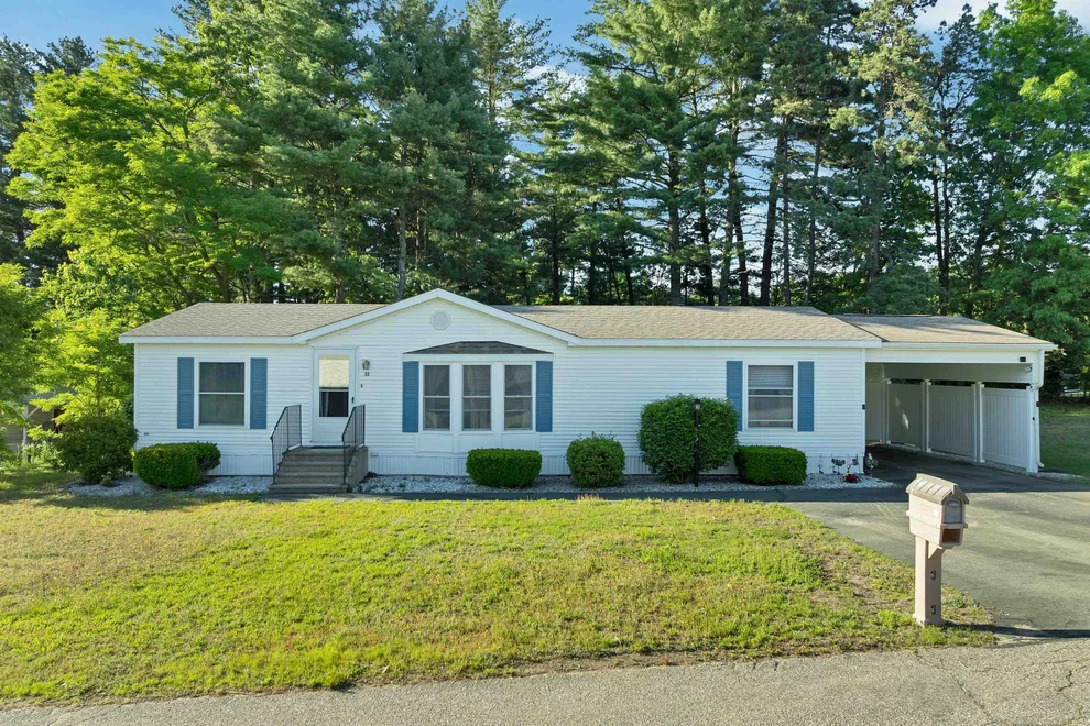 Unit for sale at 17 Xenia, Nashua, NH 03062