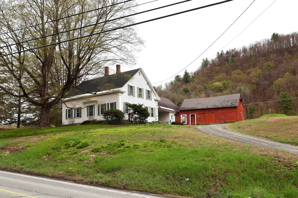 Unit for sale at 1015 Route 14, Hartford, VT 05047