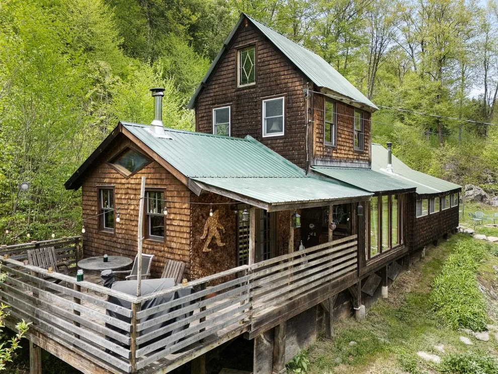 Unit for sale at 442 Brookline, Athens, VT 05345