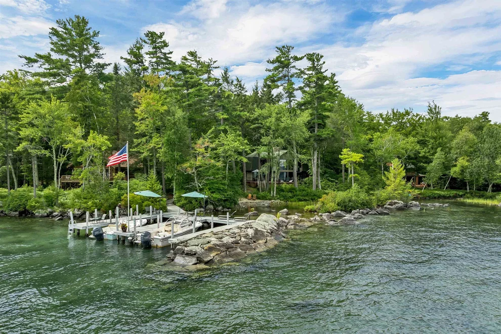 Unit for sale at 348 Big Barndoor, Alton, NH 03810