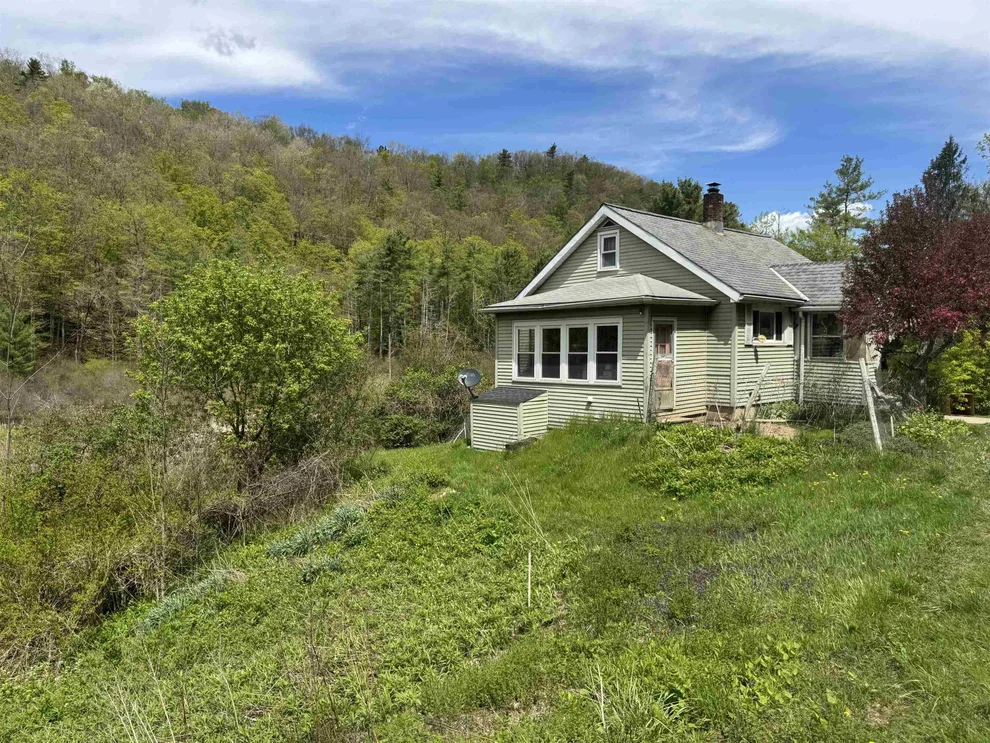 Unit for sale at 302 US RTE 7, Pownal, VT 05261