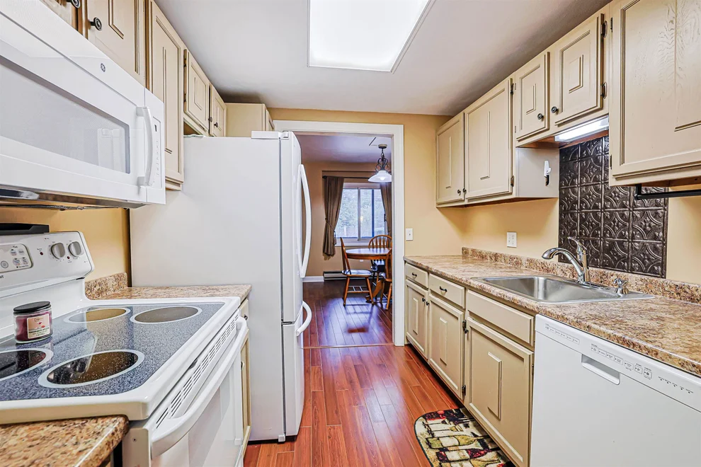 Unit for sale at 663 Cherry Valley, Gilford, NH 03249