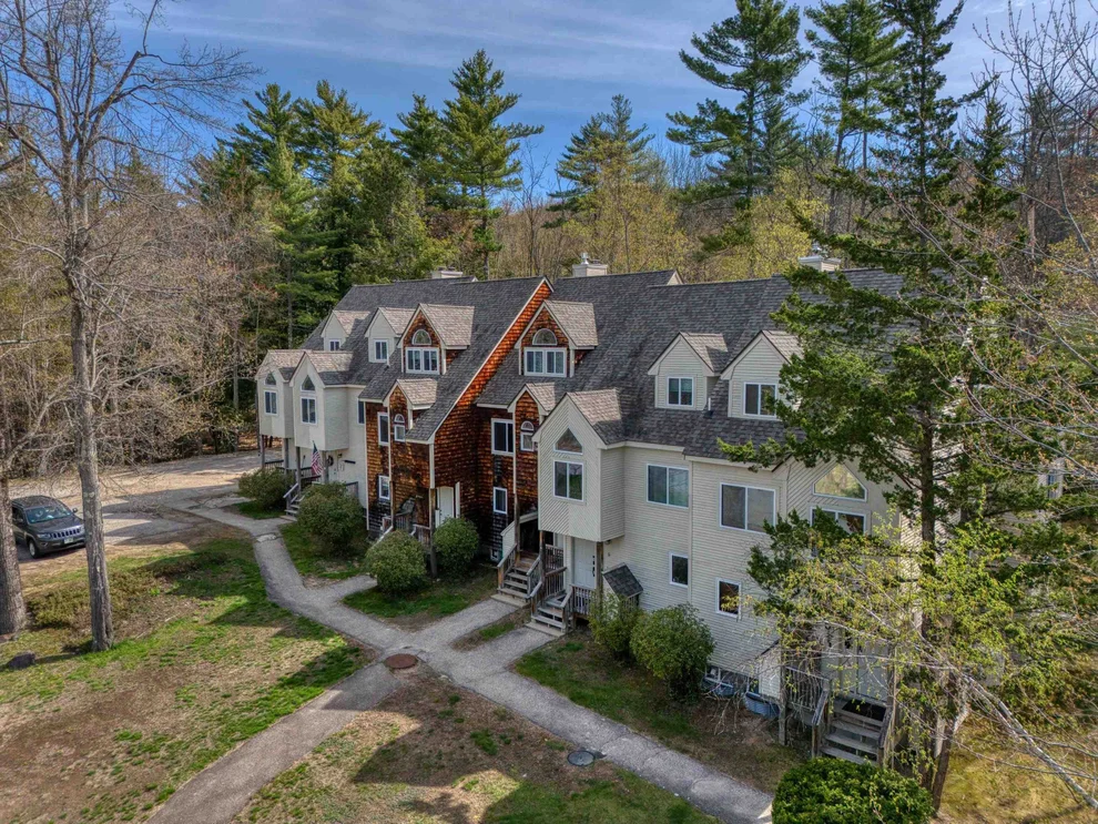 Unit for sale at 25 Hawk, Conway, NH 03860