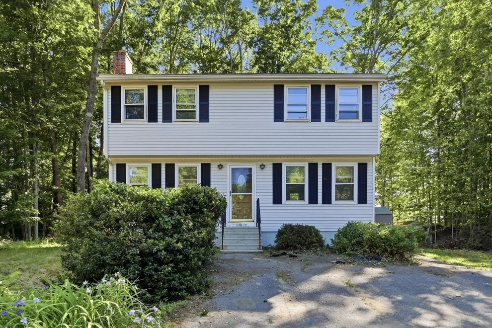Unit for sale at 8 Nasturtium, Concord, NH 03303