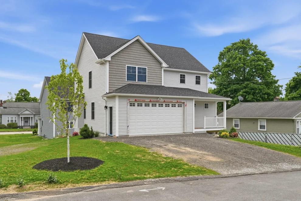 Unit for sale at 7 Buker, Nashua, NH 03064