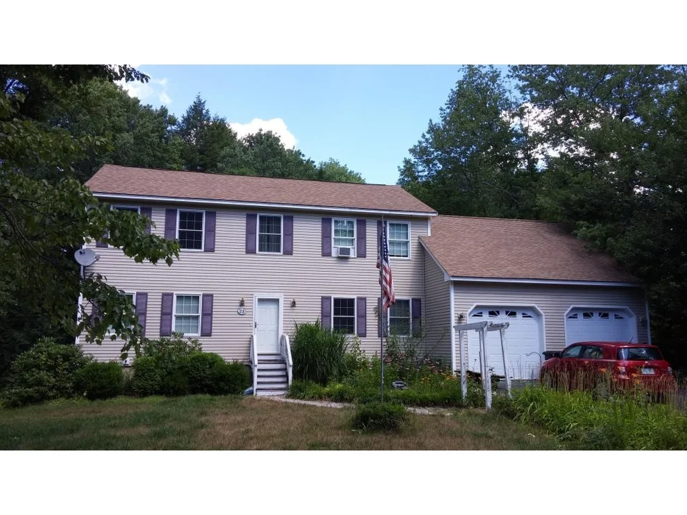 Unit for sale at 23 Maidstone, Merrimack, NH 03054