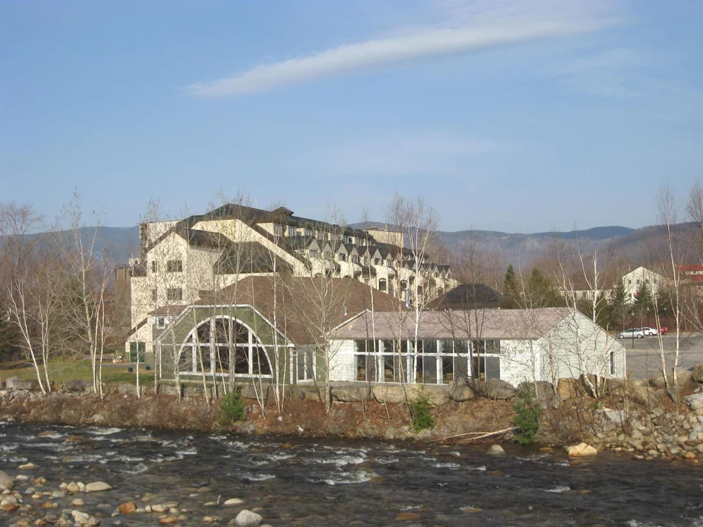 Unit for sale at 48 Cooper Memorial, Lincoln, NH 03251