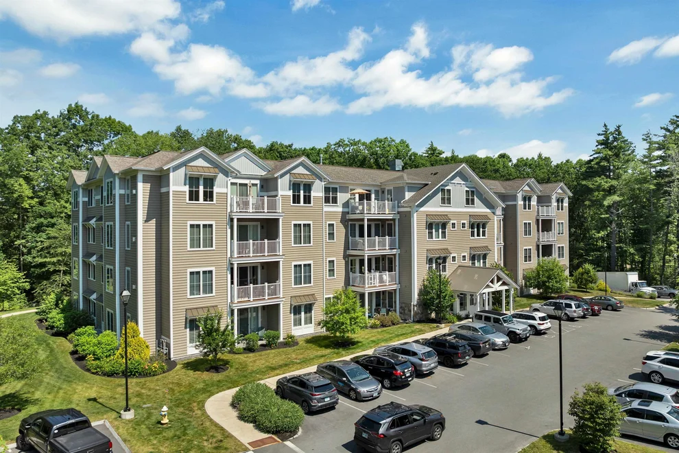 Unit for sale at 24 Willey Creek, Exeter, NH 03833