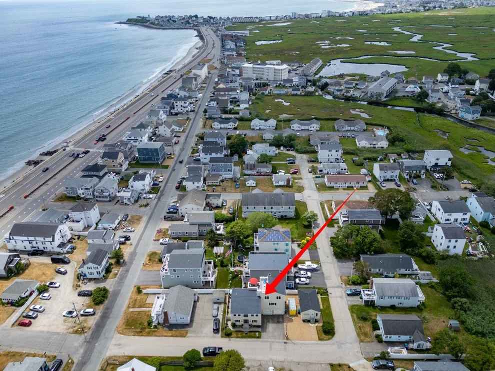 Unit for sale at 7-11 Redman, Hampton, NH 03842