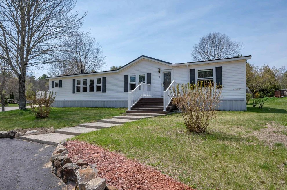 Unit for sale at 2 Kennedy, Epsom, NH 03234