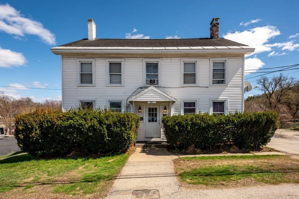 Unit for sale at 22 Concord Hill, Pittsfield, NH 03263