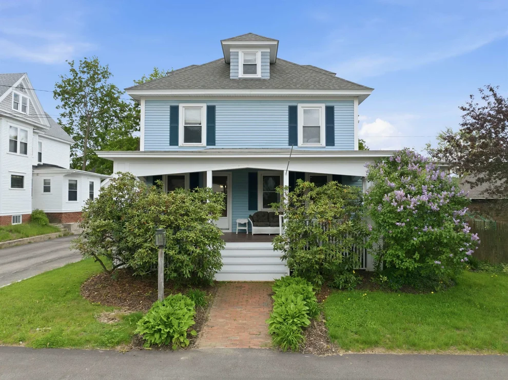 Unit for sale at 68 Whipple, Laconia, NH 03246