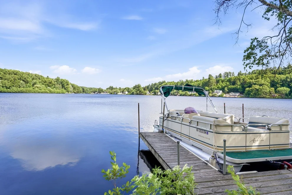 Unit for sale at 35 Cove, Goffstown, NH 03045