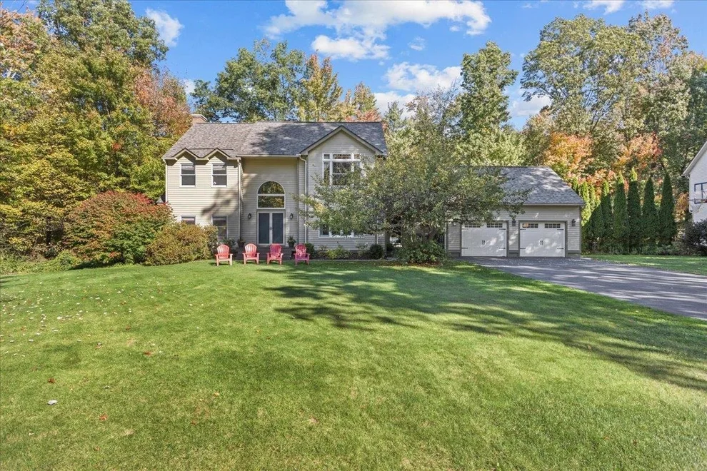 Unit for sale at 362 Hidden Oaks, Colchester, VT 05446