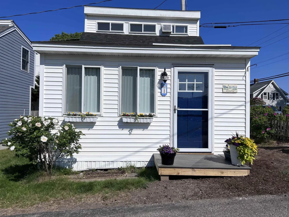 Unit for sale at 470 Winnacunnet, Hampton, NH 03862