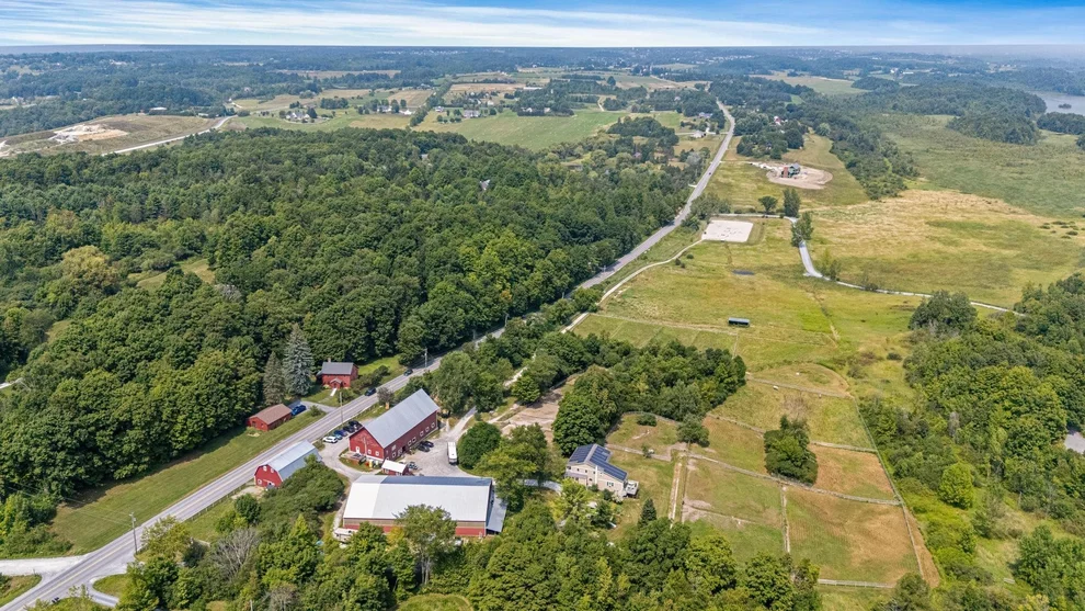 Unit for sale at 6493 Dorset, Shelburne, VT 05482