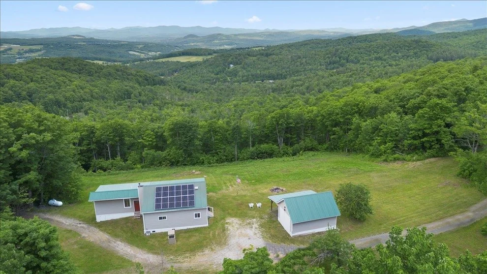 Unit for sale at 1822 Woodchuck Hollow, Washington, VT 05675