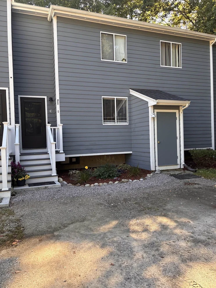Unit for sale at 33 C Apple, Hollis, NH 03049
